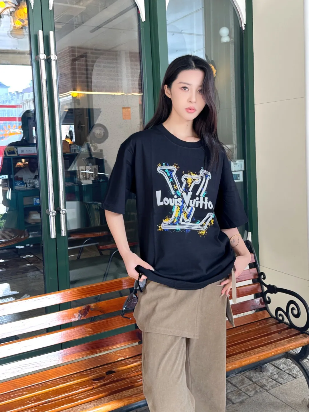 Louis Vuitton/Louis Vuitton graffiti large logo printed short sleeves
